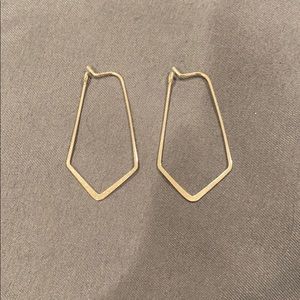 Geometric hoops